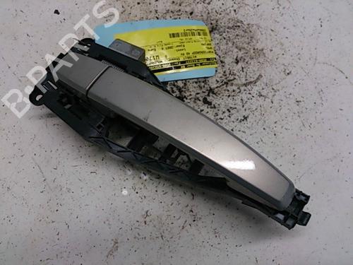 Used Front right exterior door handle OPEL ZAFIRA / ZAFIRA FAMILY B (A05) 1.9 CDTI (M75) (120 hp) 11068397