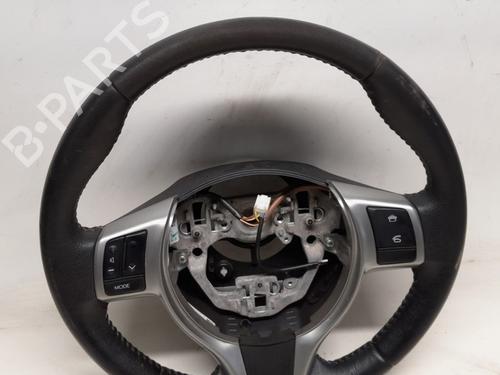 Used Steering wheel TOYOTA YARIS (_P13_) 1.0 (KSP130_, KSP130) (69 hp) 13076243