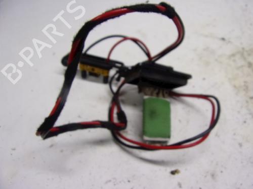 Used Heater resistor Heater resistor RENAULT CLIO III (BR0/1, CR0/1) 1.5 dCi (88 hp) 11776577 11776577