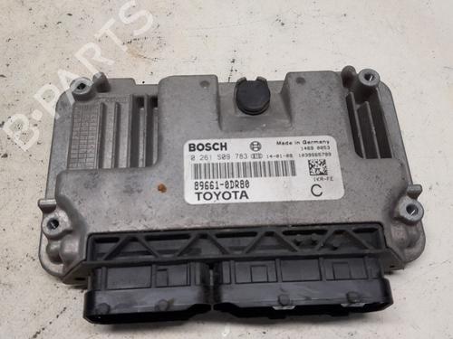 Used Electronic module TOYOTA YARIS (_P13_) 1.0 (KSP130_, KSP130) (69 hp) 13076109