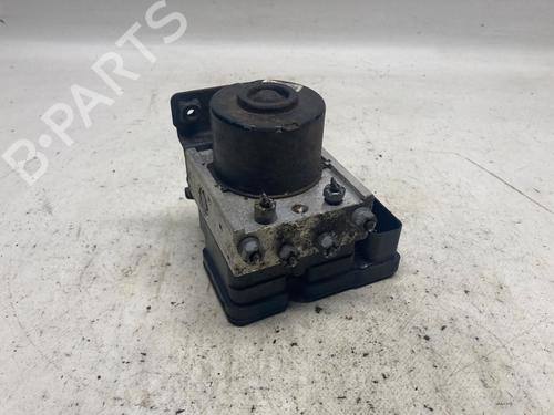 Used ABS pump RENAULT TWINGO II (CN0_) 1.2 (CN0D) (58 hp) 18846282