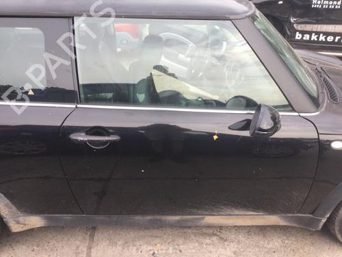 Used Right front door MINI MINI (R50, R53) Cooper (116 hp) 29817284