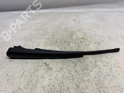 Used Rear windshield wiper arm Rear windshield wiper arm 39516480 39516480