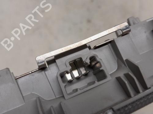 Interior roof light TOYOTA YARIS (_P13_) 1.5 Hybrid (NHP130_, NHP130) | BP15794267I8 
