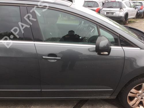 Used Right front door PEUGEOT 5008 (0U_, 0E_) 1.6 16V (156 hp) 27621299