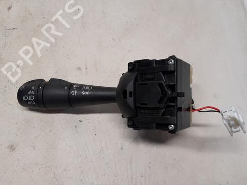 Used Headlight switch Headlight switch RENAULT CAPTUR I (J5_, H5_) 1.5 dCi 90 (J5N4, J5M5, J5MW, J5M6, J5AL, J5AJ) (90 hp) 30264086 30264086