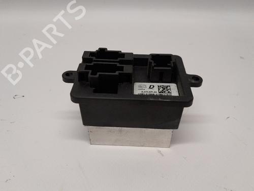 Used Heater resistor RENAULT CAPTUR I (J5_, H5_) 1.2 TCe 120 (118 hp) 30923388