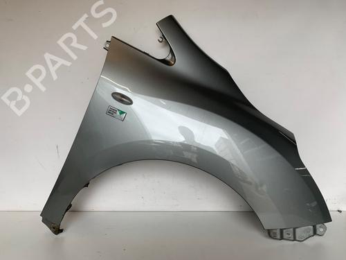 Used Right front fenders Right front fenders 37431350 37431350