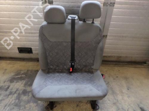 Right front seat OPEL VIVARO A Van (X83) 2.5 DTI (F7) BP13151224C16