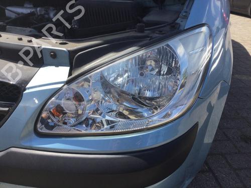 Left headlight HYUNDAI GETZ (TB) 1.1 | BP29166872C28 
