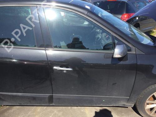 Dør høyre foran RENAULT GRAND SCÉNIC III (JZ0/1_) 1.4 16V (JZ0F) (131 hp) 29439508