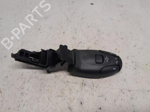 Used Steering wheel controls Steering wheel controls DS DS 3 (SA_) 1.2 VTi 82 (SAHMZ6) (82 hp) 35988130 35988130