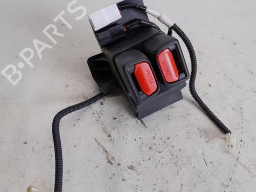 Used Seat buckle Seat buckle 13692382 13692382
