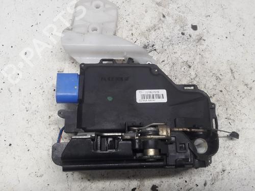 Used Front left lock VW CADDY III Box Body/MPV (2KA, 2KH, 2CA, 2CH) 2.0 SDI (70 hp) 13153202