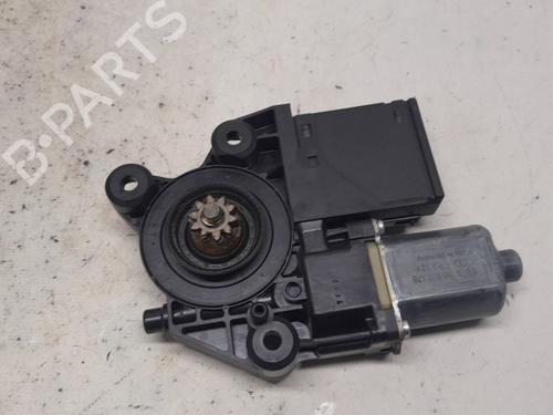 Used Electronic module RENAULT GRAND SCÉNIC III (JZ0/1_) 1.4 16V (JZ0F) (131 hp) 18846442