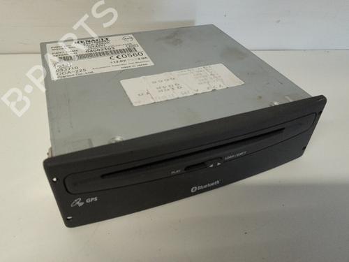 Used Electronic module RENAULT GRAND SCÉNIC III (JZ0/1_) 1.4 16V (JZ0F) (131 hp) 19177541