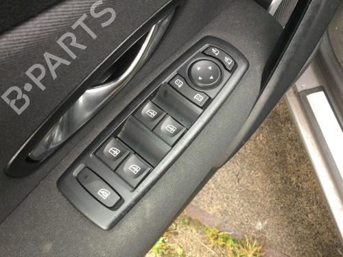 Used Switch RENAULT MEGANE III Grandtour (KZ0/1) 1.4 TCe (KZ0F, KZ1V) (130 hp) 30658429