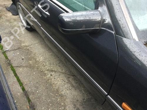 Used Right front door MERCEDES-BENZ C-CLASS (W202) C 180 (202.018) (122 hp) 11136317