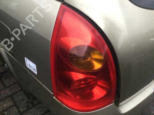 Feu arrière gauche NISSAN PRIMERA Estate (WP12) 1.8 (115 hp) 32035640