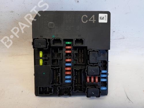 Used Fuse box NISSAN JUKE (F15) 1.6 (117 hp) 29166717