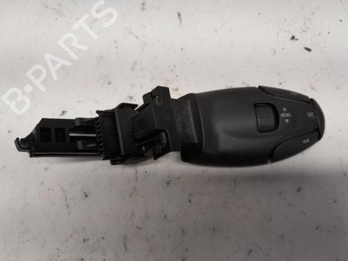 Used Steering wheel controls Steering wheel controls 18852393 18852393