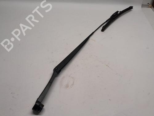 Used Front windshield wiper arm HYUNDAI ix20 (JC) 1.4 CRDi (90 hp) 15729592