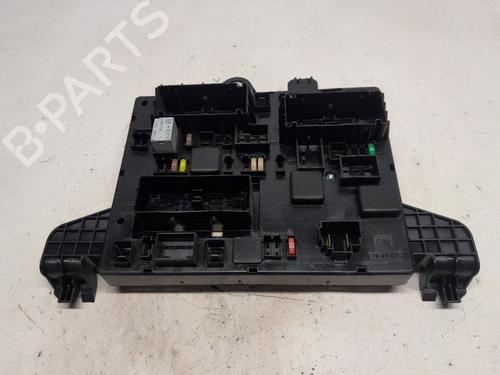 Used Fuse box Fuse box OPEL ZAFIRA TOURER C (P12) 1.6 CNG (75) (150 hp) 33057436 33057436