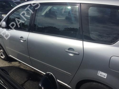 Used Left rear door TOYOTA AVENSIS VERSO (_M2_) 2.0 VVT-i (ACM20_, ACM20R) (150 hp) 29980901