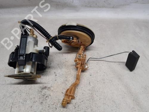 Used Fuel pump BMW 5 Touring (E39) 525 i (192 hp) 30498845