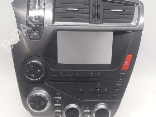 Used Climate control Climate control 11076657 11076657
