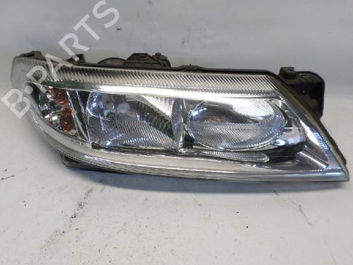 Used Right headlight Right headlight RENAULT LAGUNA II (BG0/1_) 1.8 16V (BG0B, BG0M) (120 hp) 11065229 11065229