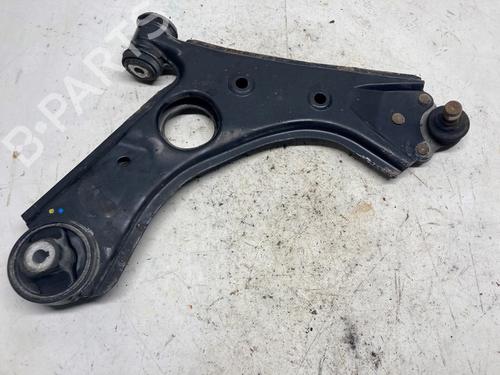 Used Right front suspension arm FIAT 500L (351_, 352_) 1.4 (199LYB1B) (95 hp) 18846926