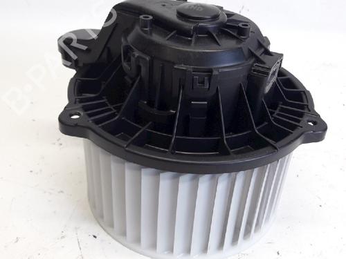 Used Heater blower motor KIA CEE'D Sportswagon (JD) 1.0 T-GDI (120 hp) 11071168