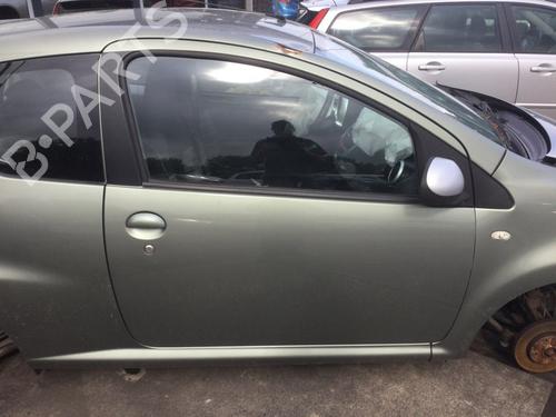 Used Right front door Right front door 36787664 36787664