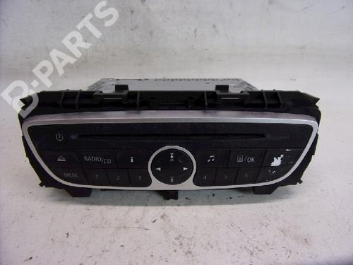 Used Radio Radio RENAULT TWINGO II (CN0_) 1.5 dCi 90 (86 hp) 11067815 11067815