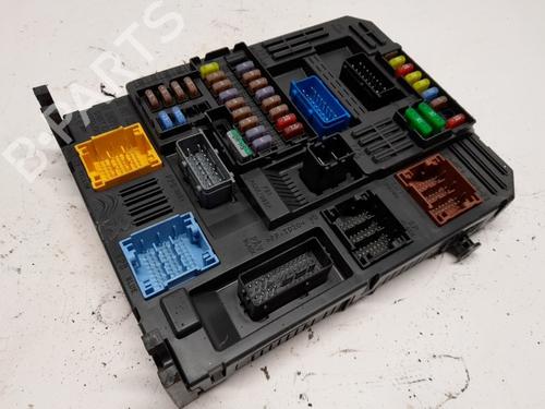Used Fuse box CITROËN C3 / C3 ORIGIN III (SX) 1.2 THP 110 (110 hp) 23235408