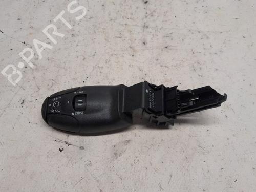 Used Switch Switch PEUGEOT 2008 I (CU_) 1.2 THP 110 / PureTech 110 (110 hp) 36394180 36394180