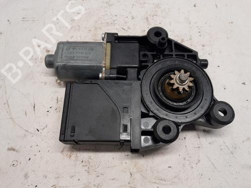 Used Electronic module RENAULT SCÉNIC III (JZ0/1_) 2.0 16V (JZ0G, JZ0P, JZ1E, JZ1P) (140 hp) 23274603