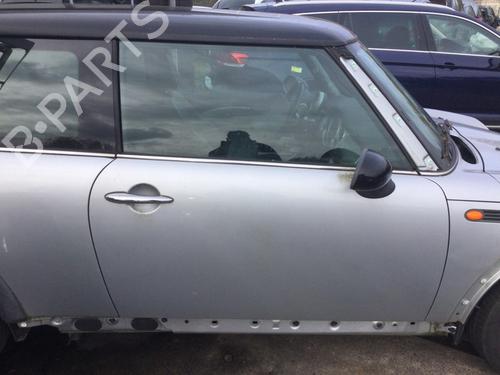 Used Right front door MINI MINI (R50, R53) Cooper (116 hp) 29981142