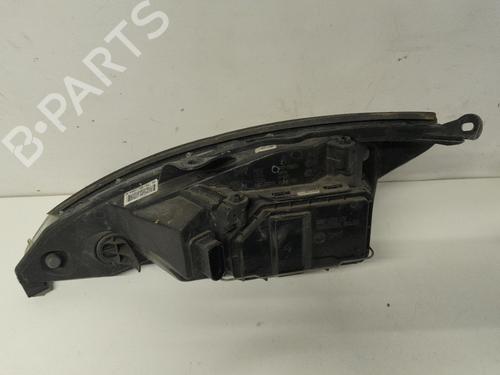 Right headlight FORD FOCUS I Saloon (DFW) 1.6 16V | BP32035910C29