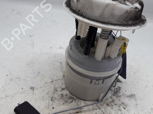 Used Fuel pump PEUGEOT 206 Hatchback (2A/C) 1.4 i (75 hp) 11070801