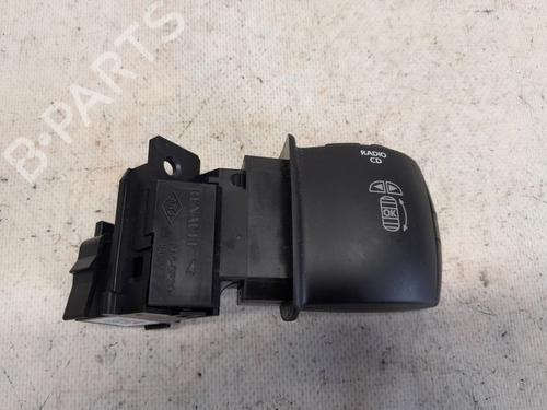 Used Steering wheel controls RENAULT MEGANE III Grandtour (KZ0/1) 1.4 TCe (KZ0F, KZ1V) (130 hp) 30327569