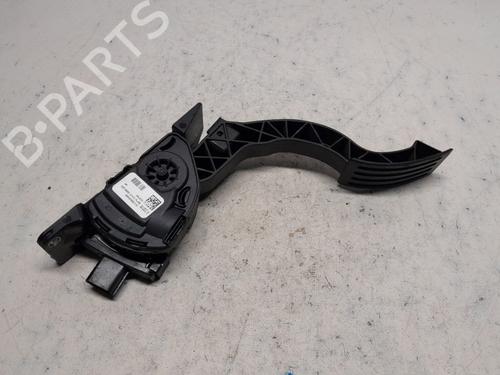 pedal-volvo-v40-hatchback-525-d2-31280595-6pv01036822-2012-2013-2014-2015-2016-2017-2018-2019-20228278 main image