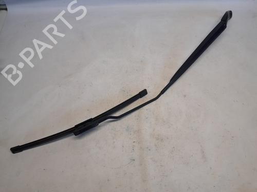 Used Front windshield wiper arm RENAULT MEGANE IV Grandtour (K9A/M/N_) 1.5 dCi 110 (110 hp) 27621327