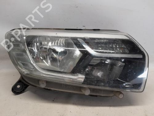Used Right headlight Right headlight DACIA LOGAN MCV II 1.5 dCi (90 hp) 28205768 28205768
