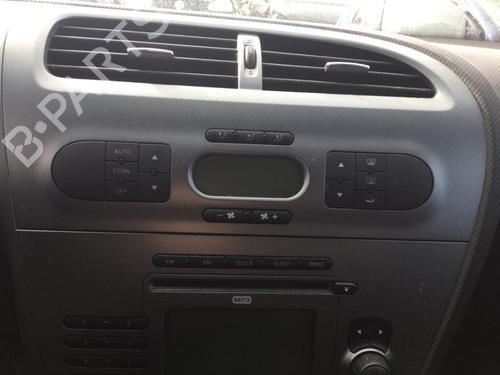 Used Climate control Climate control 18856792 18856792