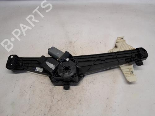 Rudehejsemekanisme venstre bagtil Rudehejsemekanisme venstre bagtil PEUGEOT 5008 II (MC_, MJ_, MR_, M4_) 1.6 BlueHDi 120 (MCBHZH, MCBHZW) (120 hp) 35988350 35988350