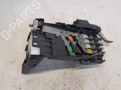 Used Fuse box Fuse box PEUGEOT 5008 (0U_, 0E_) 1.6 BlueHDi 120 (120 hp) 35988474 35988474