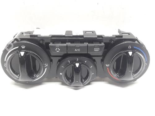 Used Climate control PEUGEOT 208 I (CA_, CC_) 1.6 HDi / BlueHDi 75 (75 hp) 11074608