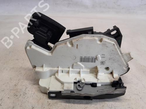 Cerradura puerta trasera derecha SKODA OCTAVIA III Combi (5E5, 5E6) 1.6 TDI (110 hp) 29738909